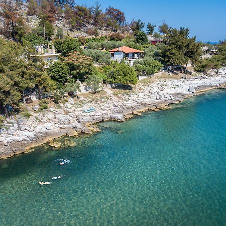 Petra Mare Apartman Thimonia Kültér fotó