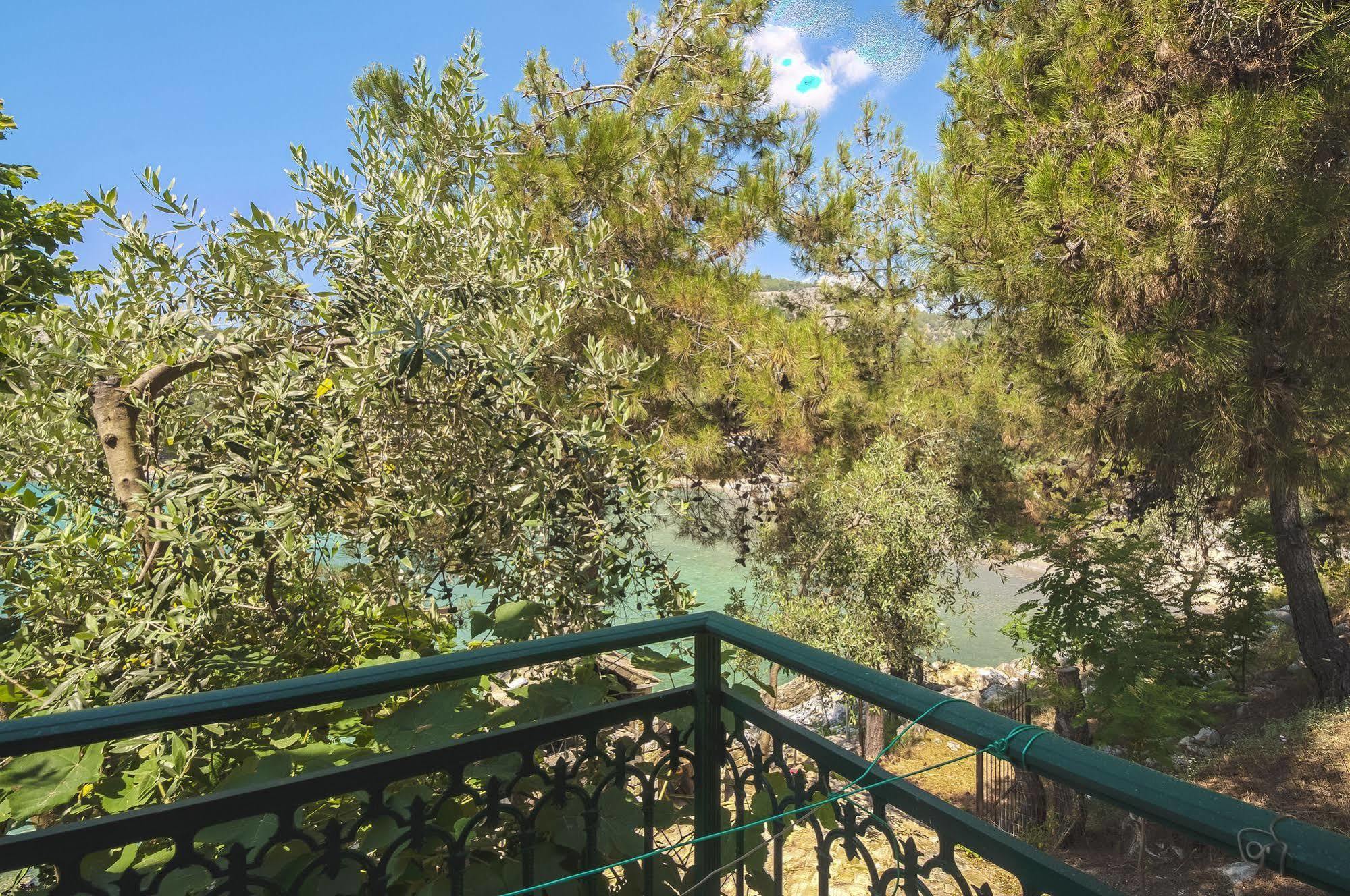 Petra Mare Apartman Thimonia Kültér fotó