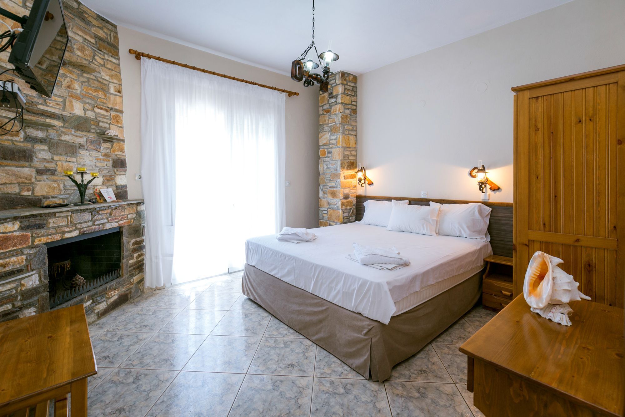 Petra Mare Apartman Thimonia Kültér fotó