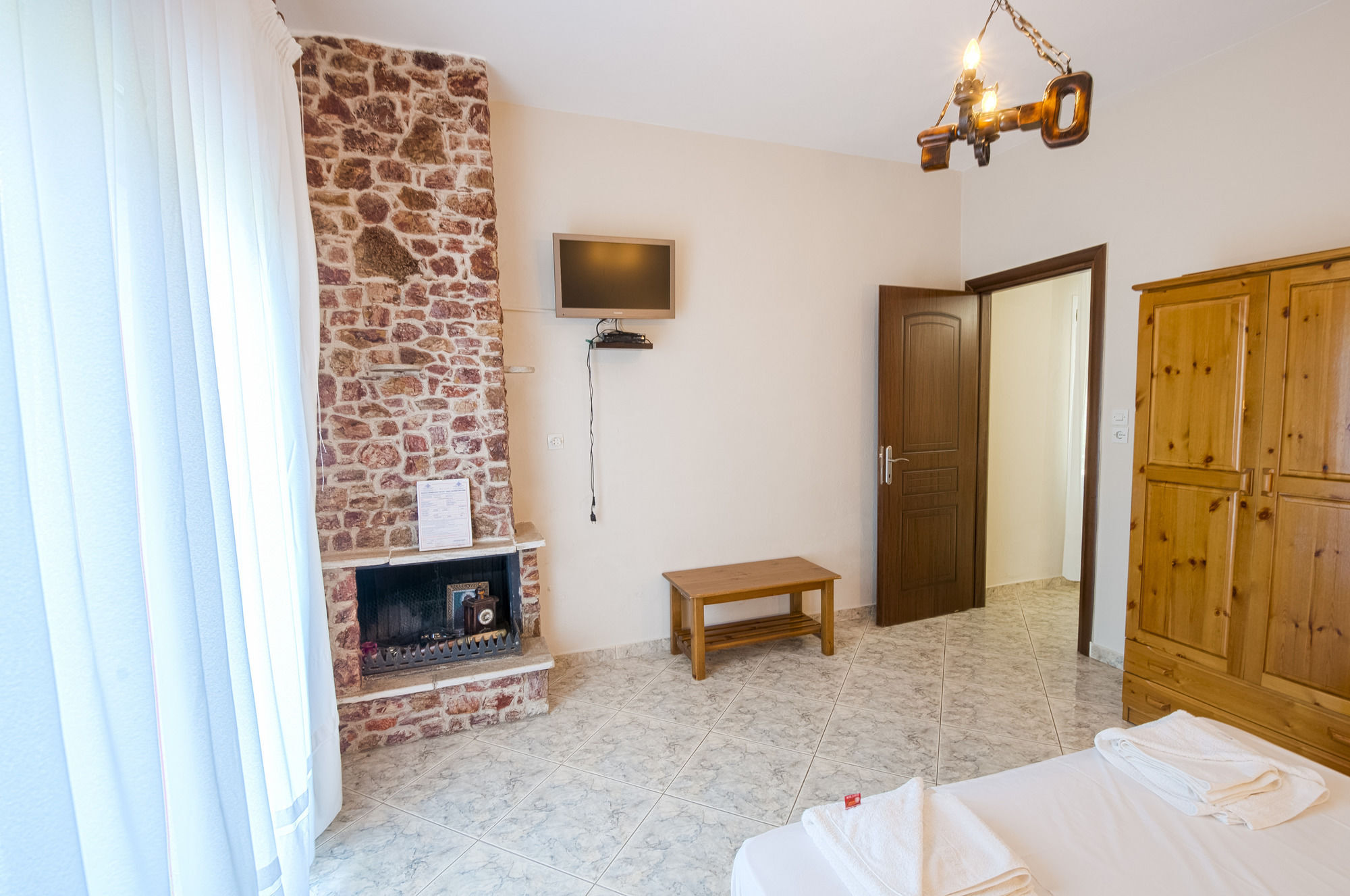 Petra Mare Apartman Thimonia Kültér fotó