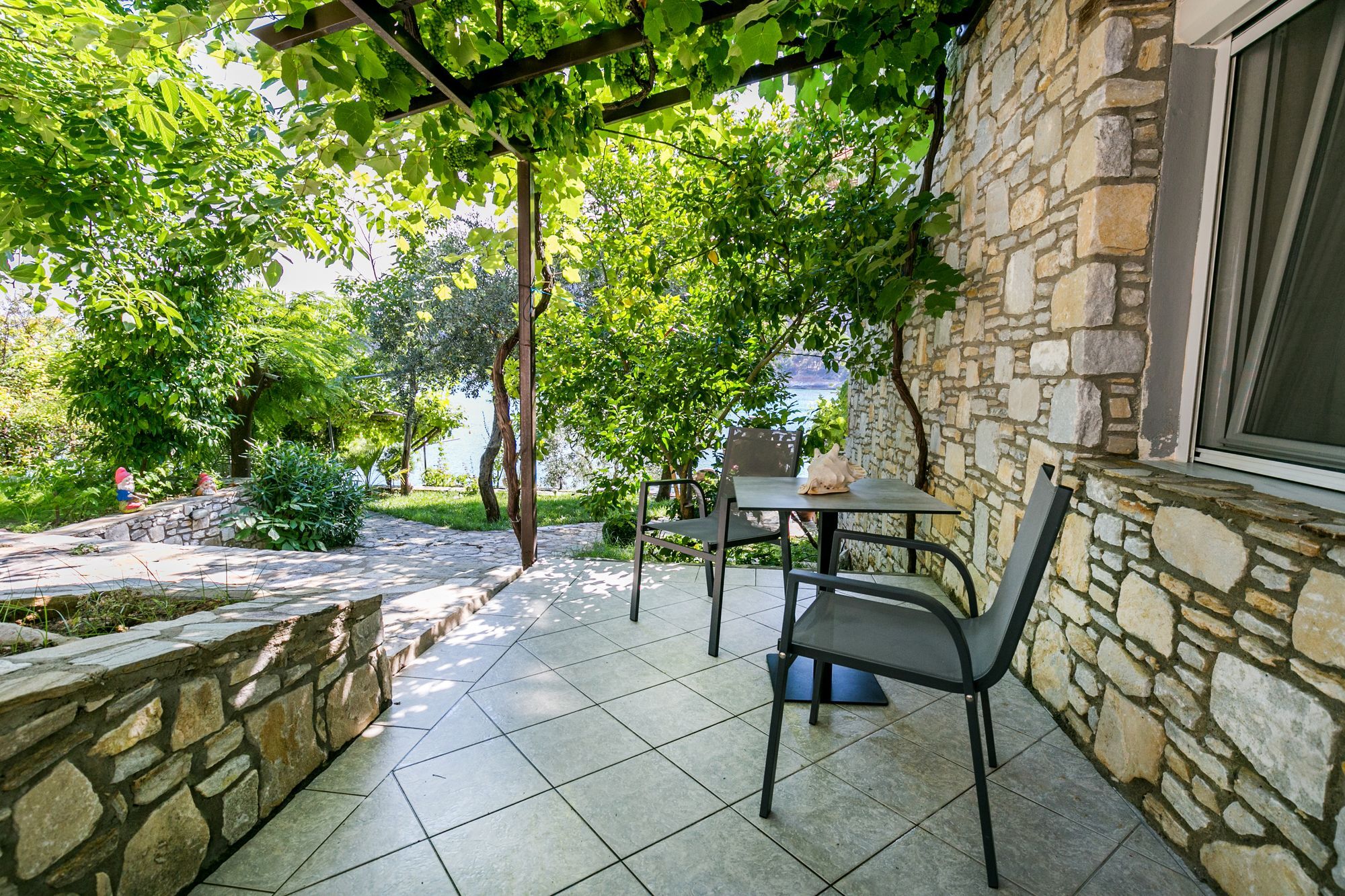 Petra Mare Apartman Thimonia Kültér fotó
